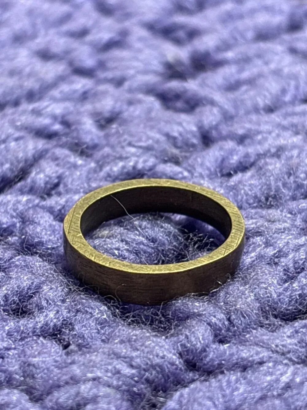 Vintage Antiqued Goldtone Band Ring Size 7
